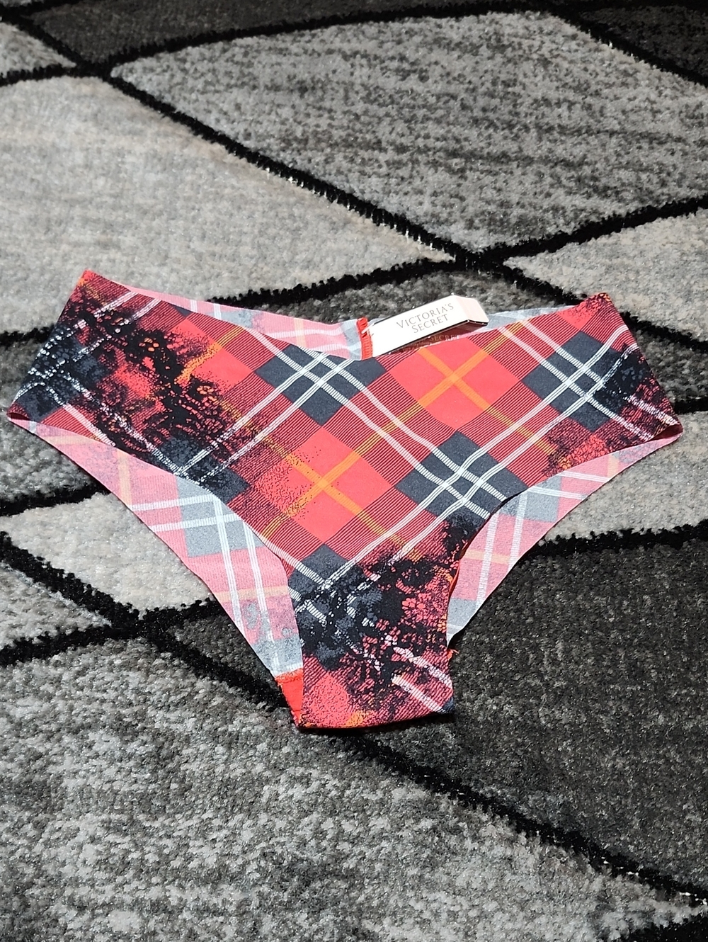 VICTORIA SECRET 2018 RED PLAID FLORAL LACE PRINT CHEEKY PANTY